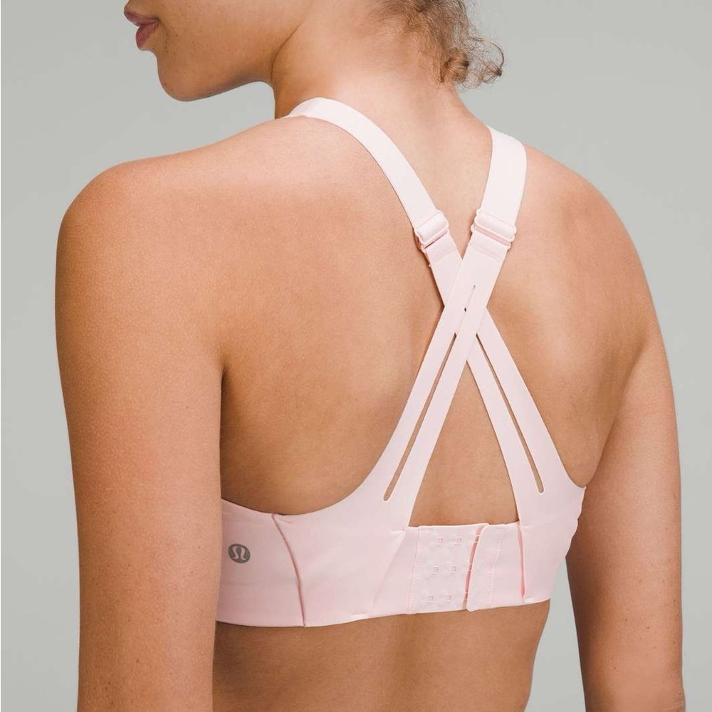 Lululemon AirSupport sports Bra High Support C–DDD Cups Pink Mist Opal mauve